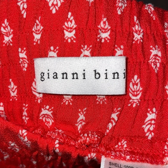 Gianni Bini Layered Shorts Red White Paisley Size Medium Boho Flowy Summer - Picture 5 of 7